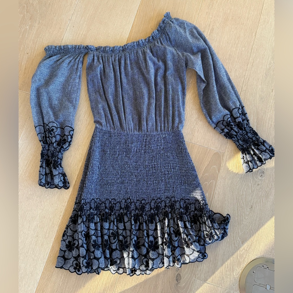 Alexis dress off one shoulder worn once.